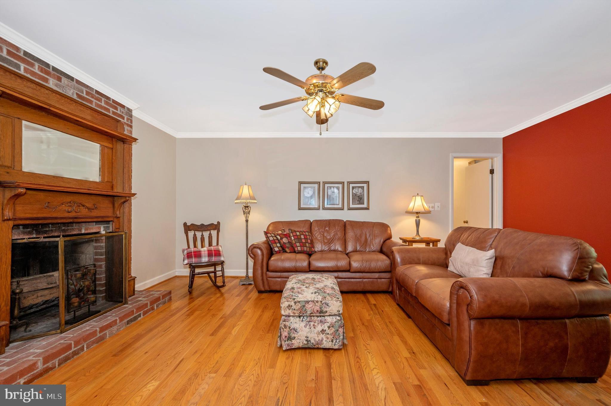 9908 Biscayne Lane Damascus, MD 20872 - Photo 4 of 55