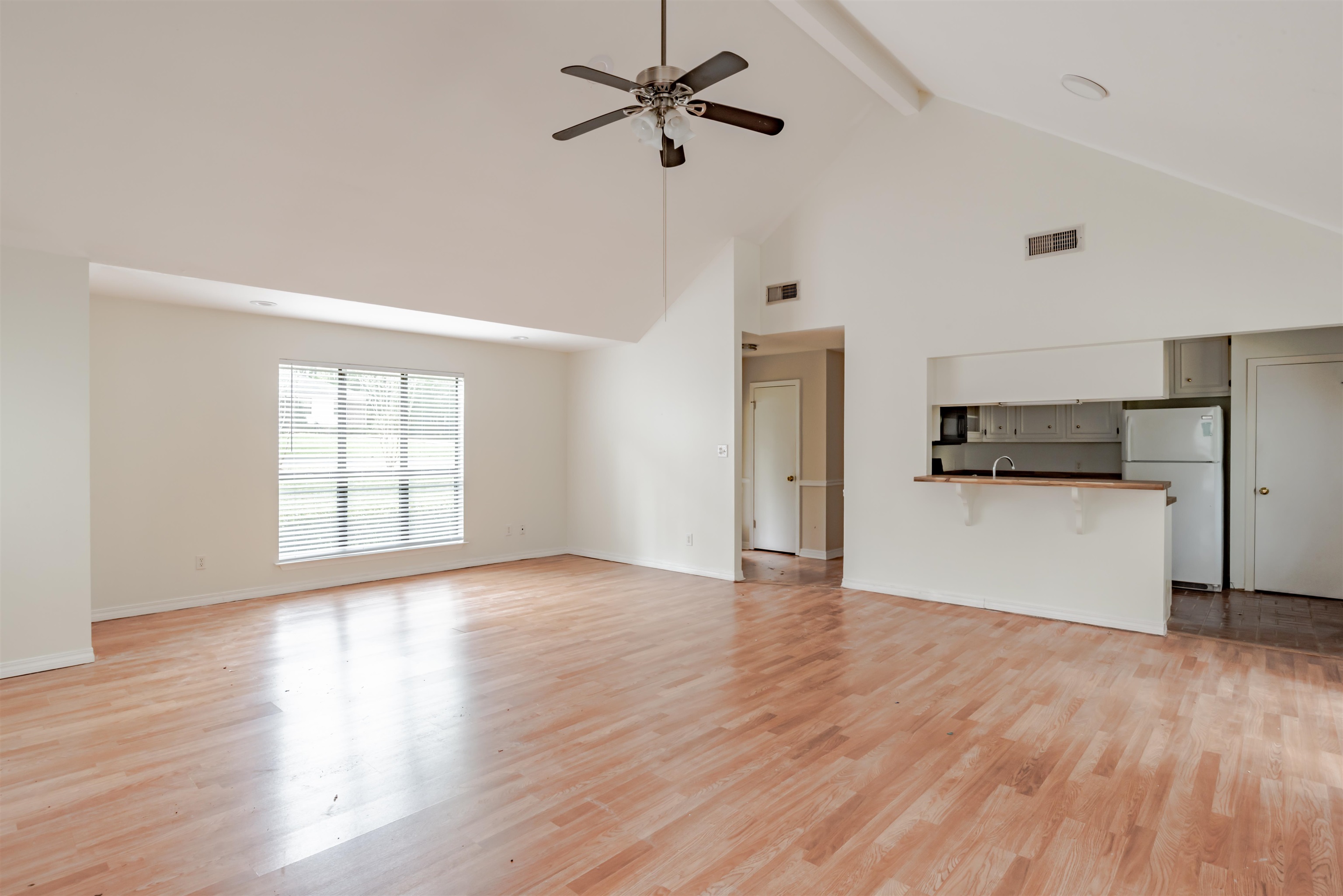 131 Montclair Loop Daphne, AL 36526 - Photo 5 of 19