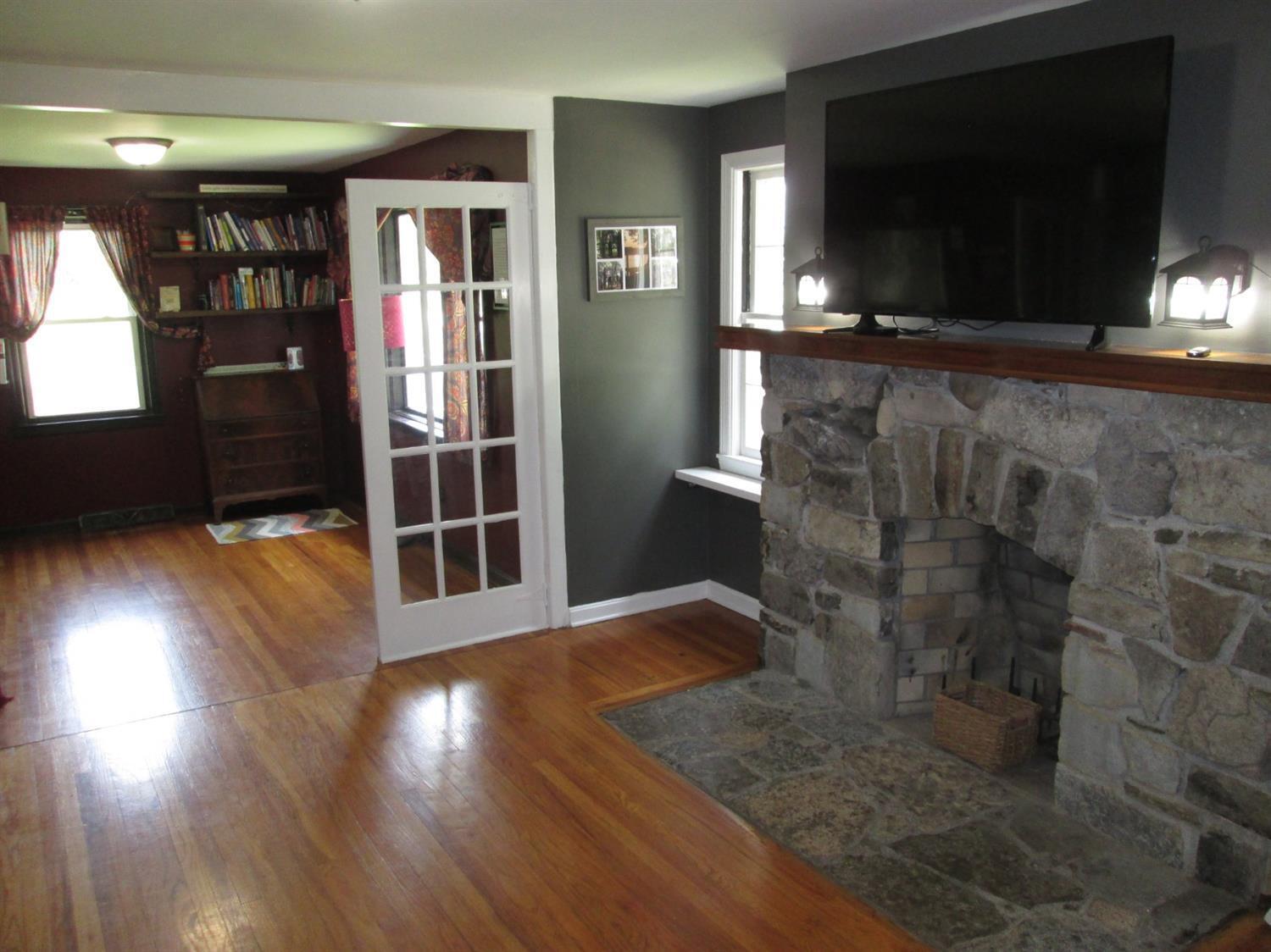 3427 Locust Corner Road Cincinnati, OH 45245 - Photo 7 of 37 Gallery Image 7