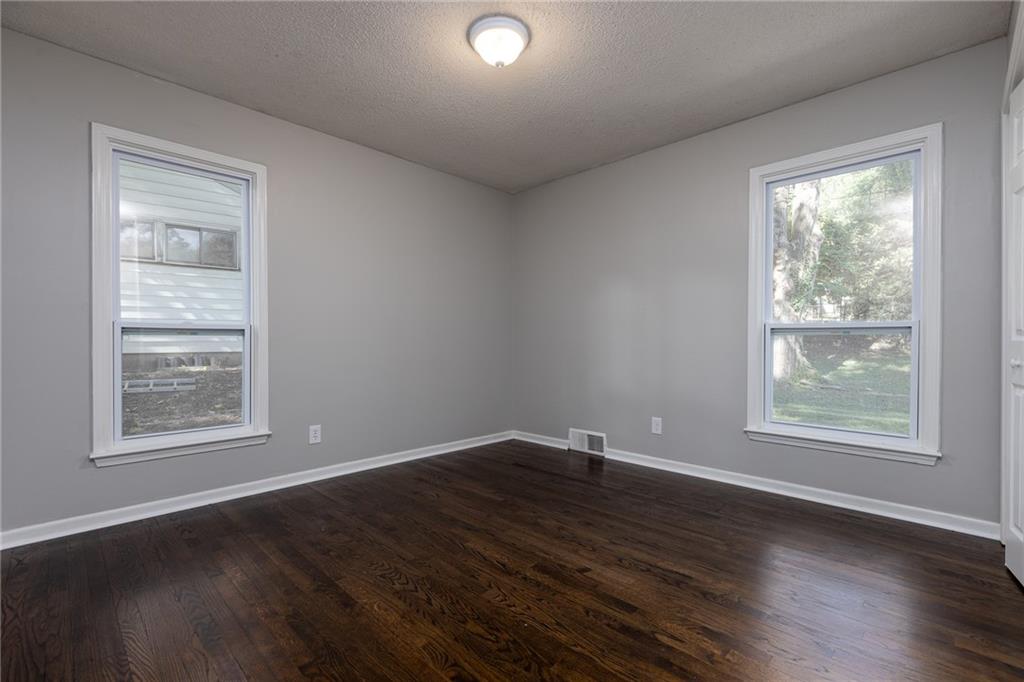 9010 East 75th Street Raytown, MO 64138 - Photo 12 of 16