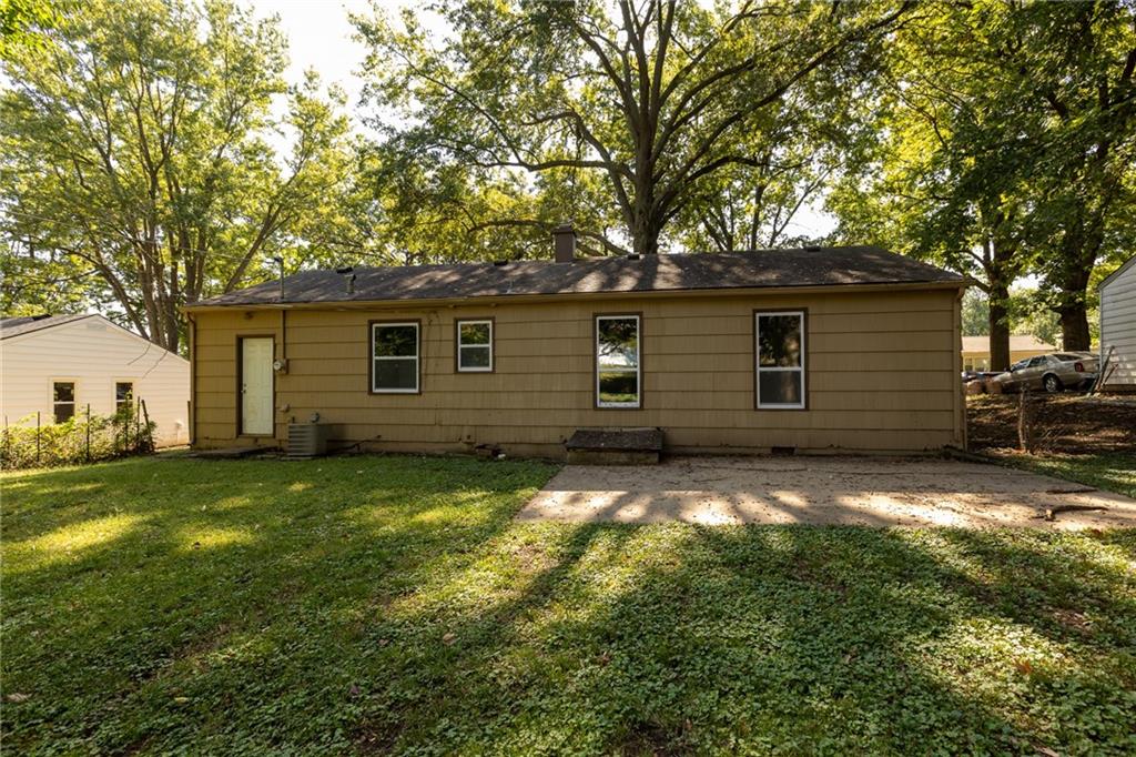 9010 East 75th Street Raytown, MO 64138 - Photo 15 of 16
