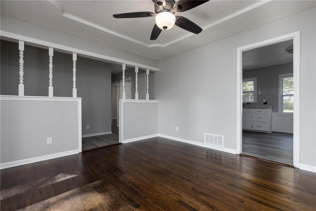 9010 East 75th Street Raytown, MO 64138 - Photo 5 of 16