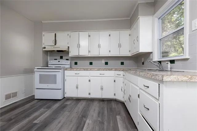 $139,900 | 9010 East 75th Street, Raytown, MO 64138