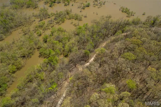 $339,000 | 124 Wayne 527, Greenville, MO 63944