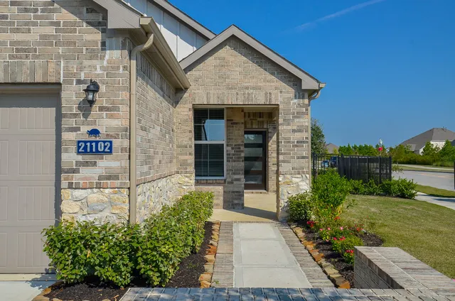 $2,500 | 21102 Armstrong County Drive, Cypress, TX 77433