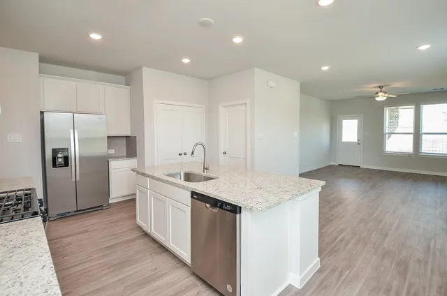 $2,500 | 21102 Armstrong County Drive, Cypress, TX 77433