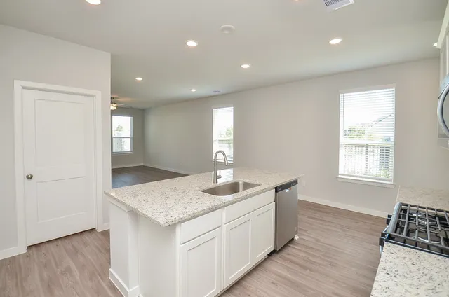 $2,500 | 21102 Armstrong County Drive, Cypress, TX 77433