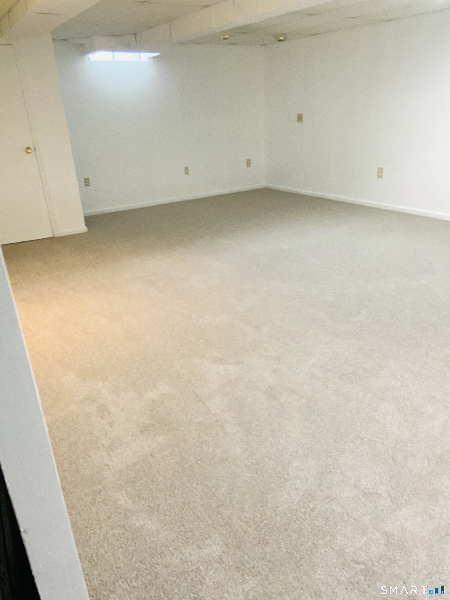175 Meadows End Road Milford, CT 06460 - Photo 37 of 39 Gallery Image 37