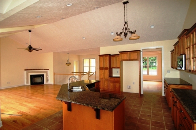 1076 Windlass Road Moneta, VA 24121 - Photo 2 of 16 Combo Room