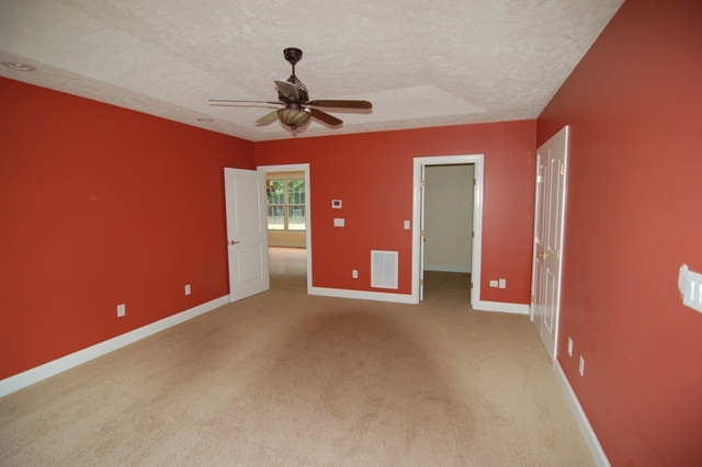 1076 Windlass Road Moneta, VA 24121 - Photo 5 of 16 Master BR 2
