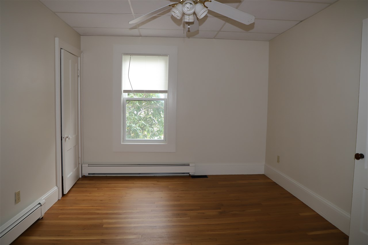 105 Atkinson Street Rockingham, VT 05101 - Photo 13 of 40
