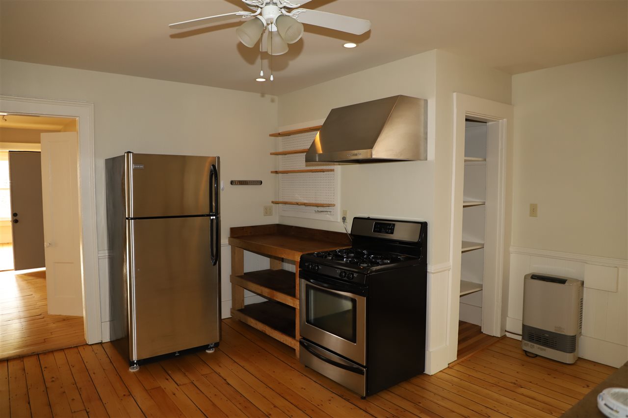 105 Atkinson Street Rockingham, VT 05101 - Photo 20 of 40