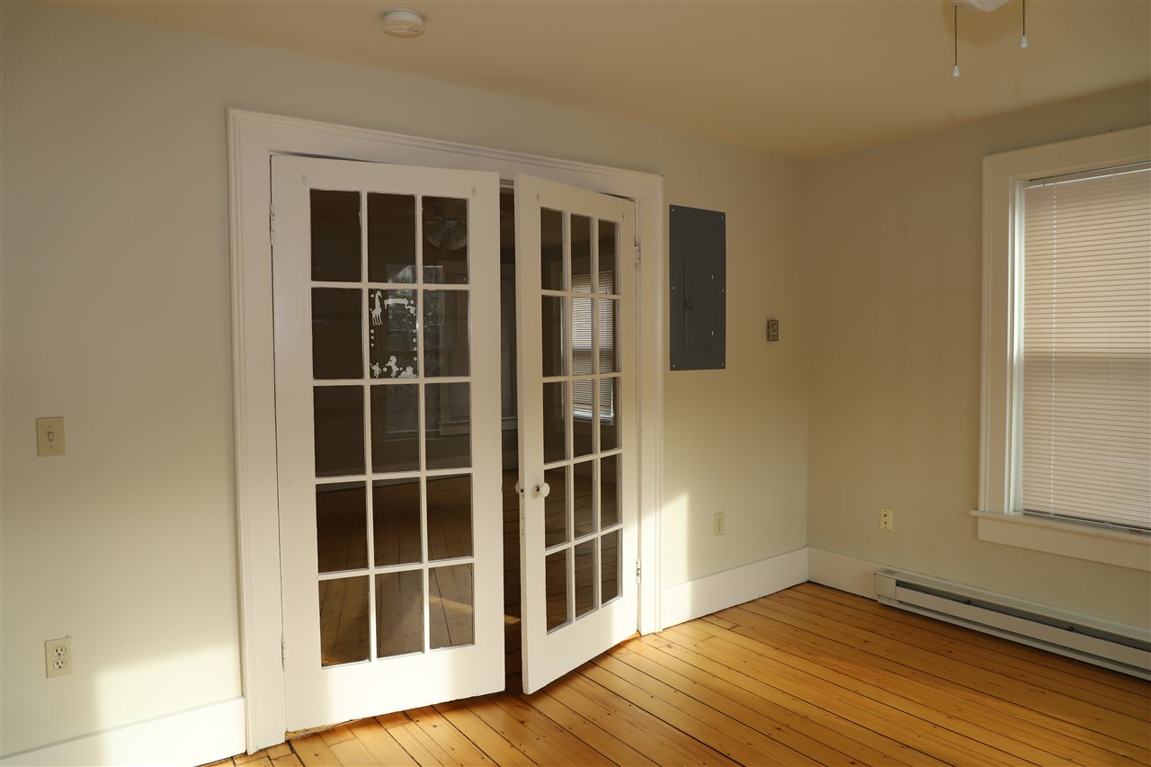105 Atkinson Street Rockingham, VT 05101 - Photo 25 of 40