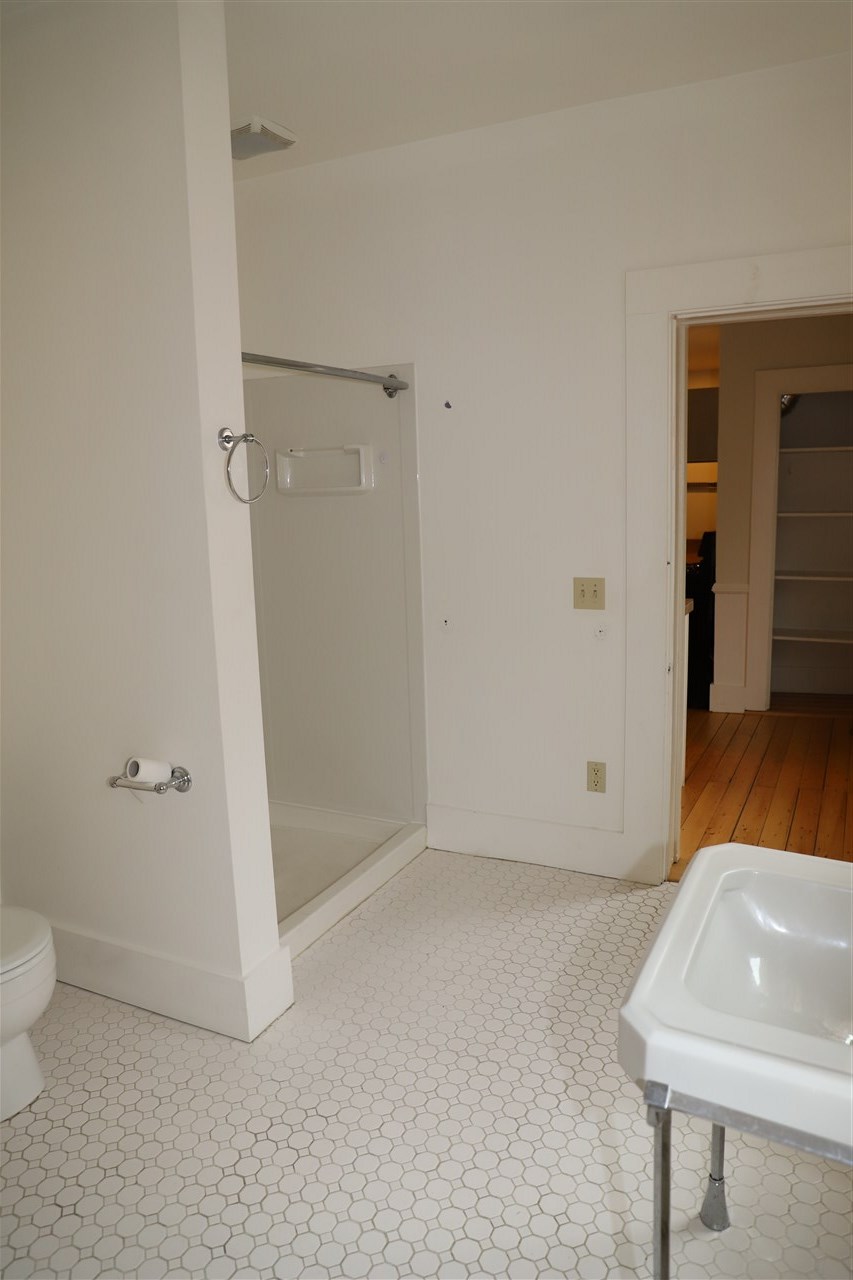 105 Atkinson Street Rockingham, VT 05101 - Photo 28 of 40