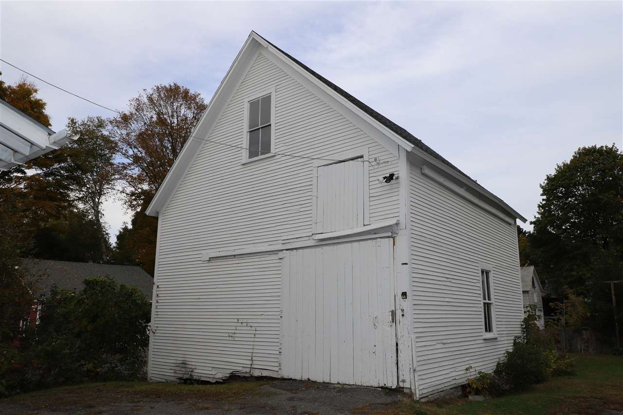 105 Atkinson Street Rockingham, VT 05101 - Photo 35 of 40