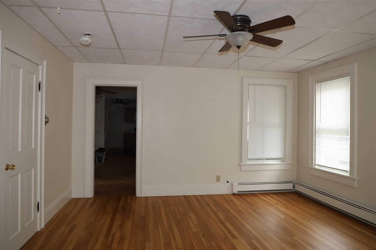 105 Atkinson Street Rockingham, VT 05101 - Photo 10 of 40