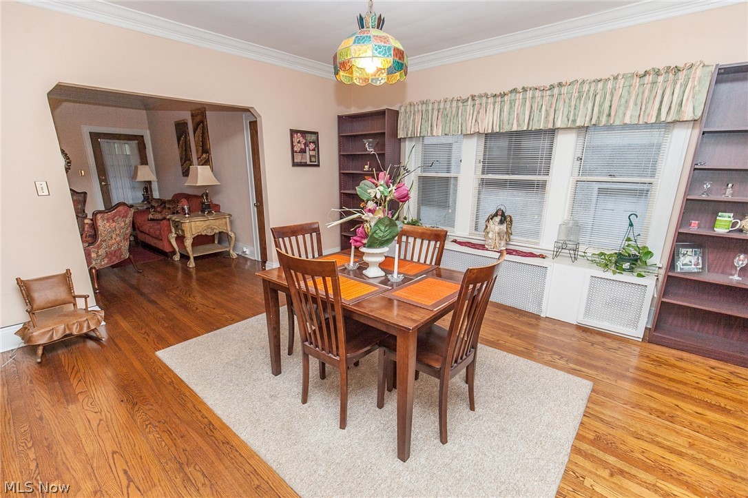 12923 Cedar Road Cleveland, OH 44118 - Photo 4 of 29 Gallery Image 4