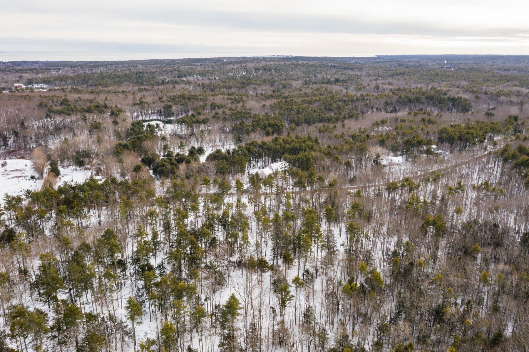 328 Clay Hill Road Cape Neddick, ME 03902 - Photo 8 of 10 Seacocast-Re-Photos-4