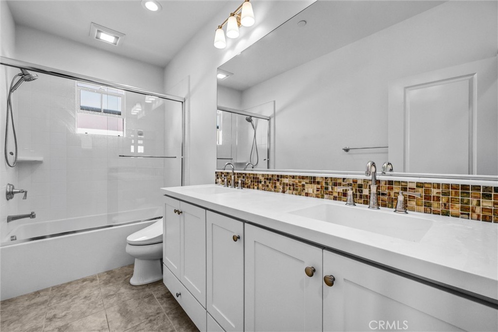 121 Rodeo Irvine, CA 92602 - Photo 26 of 30