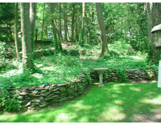 9 Algonquin Road Canton, MA 02021 - Photo 6 of 26