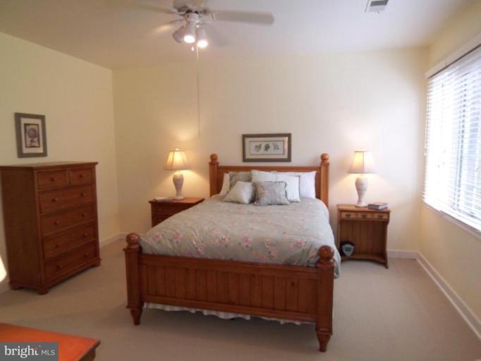 10413 Hunters Valley Road Vienna, VA 22181 - Photo 15 of 27 Bedroom #1
