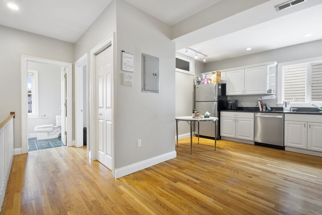 734 East 6th Street, Unit 3 Boston, MA 02127 - Photo 11 of 15