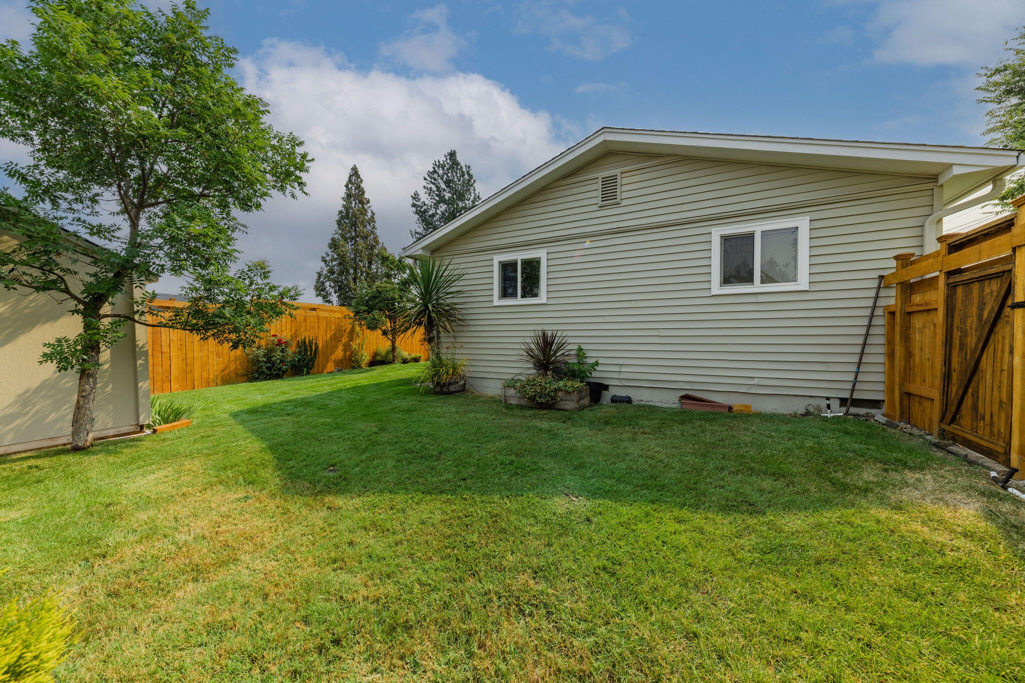 1601 Roberts Road Medford, OR 97504 - Photo 25 of 27 HD-6