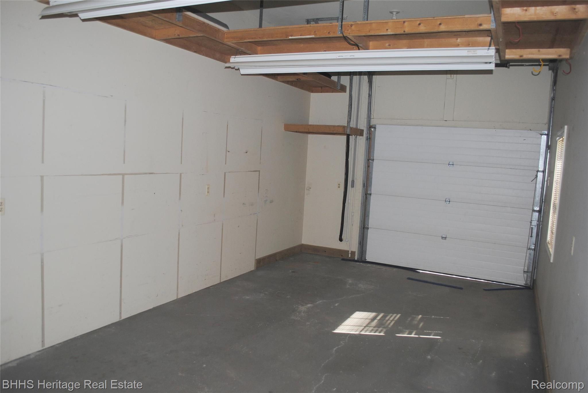 4450 Golf Club Road Howell, MI 48843 - Photo 55 of 59 View of garage