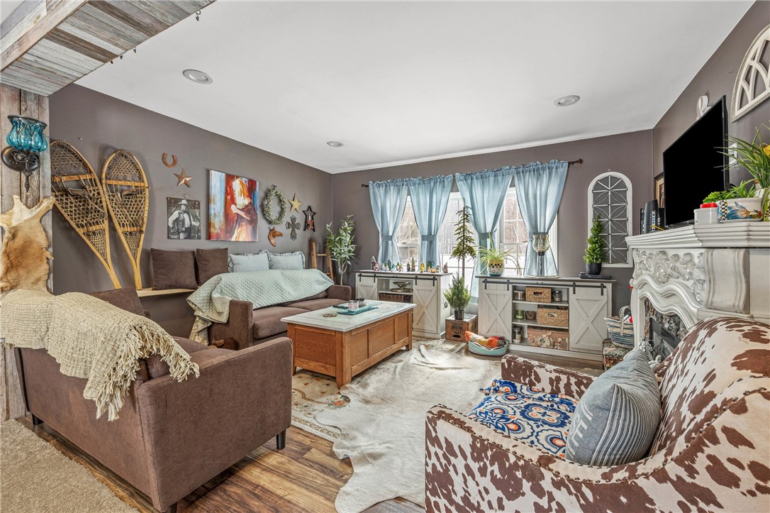 998 Pinewood Road Phelps, NY 14532 - Photo 12 of 39