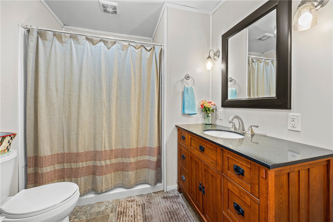 998 Pinewood Road Phelps, NY 14532 - Photo 17 of 39 Walk in shower full bath.