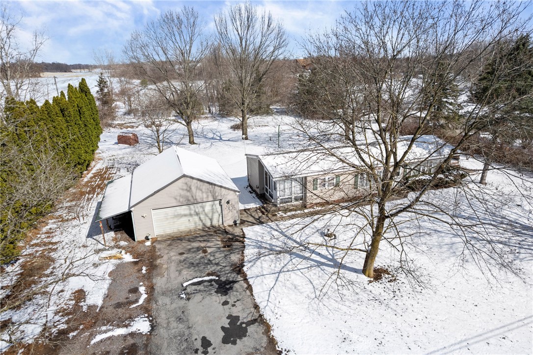 998 Pinewood Road Phelps, NY 14532 - Photo 2 of 39