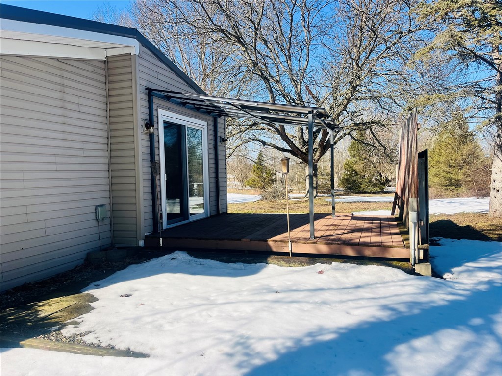 998 Pinewood Road Phelps, NY 14532 - Photo 6 of 39 side deck and patio