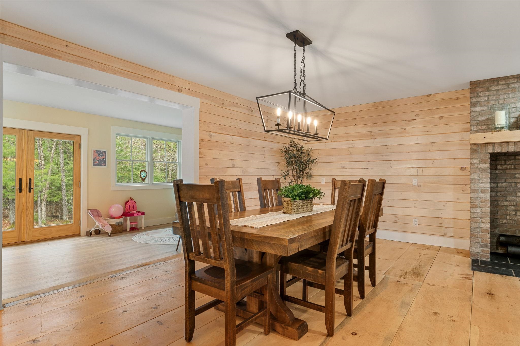 163 East Countryside Road Waterbury, VT 05676 - Photo 12 of 59 Gallery Image 12