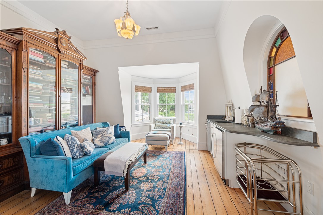 41 Ocean Road Narragansett, RI 02882 - Photo 33 of 50