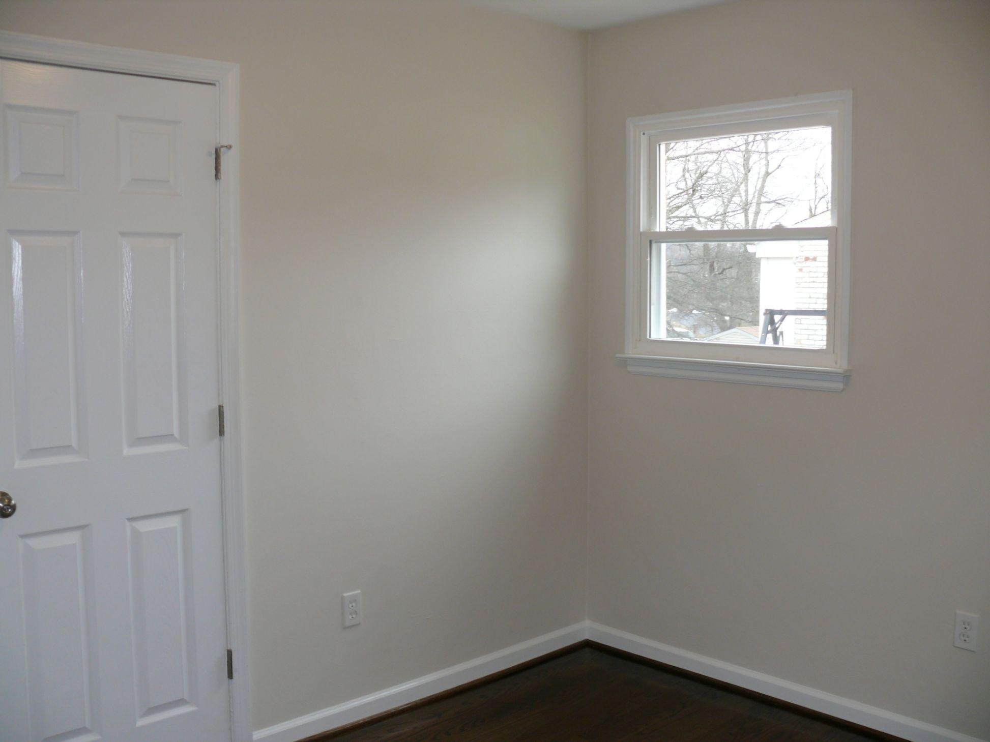 761 Kenyon Road Vinton, VA 24179 - Photo 13 of 23 2016-02-02 03.16.25
