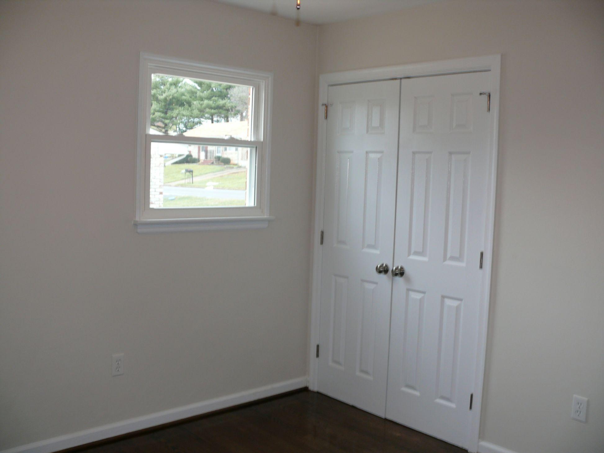 761 Kenyon Road Vinton, VA 24179 - Photo 14 of 23 2016-02-02 03.16.50
