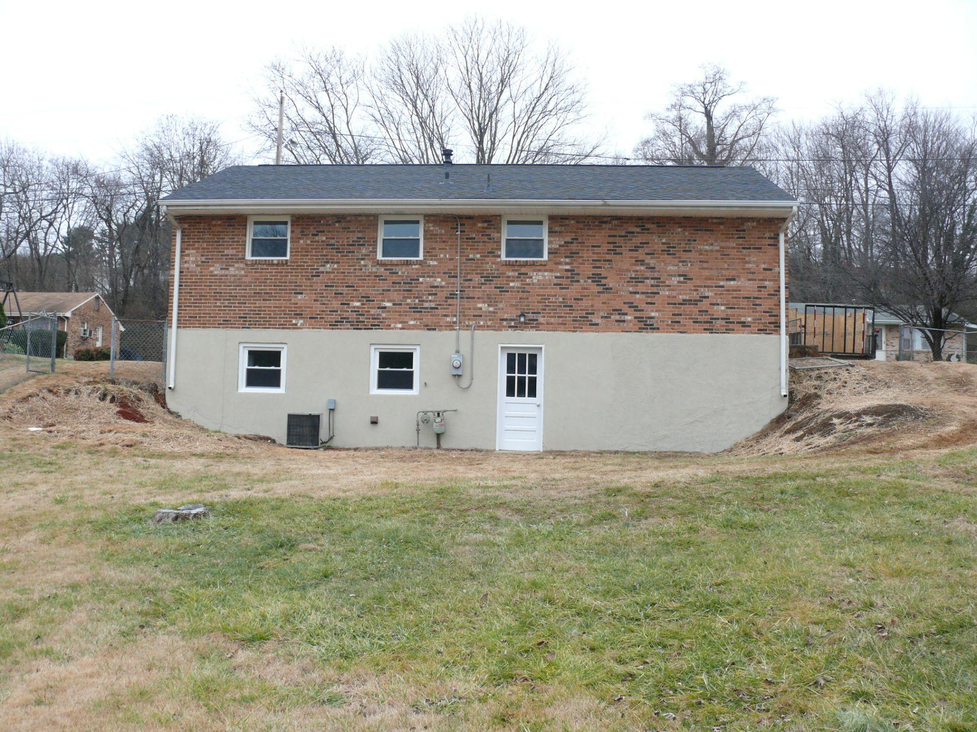 761 Kenyon Road Vinton, VA 24179 - Photo 23 of 23 2016-02-02 03.21.24