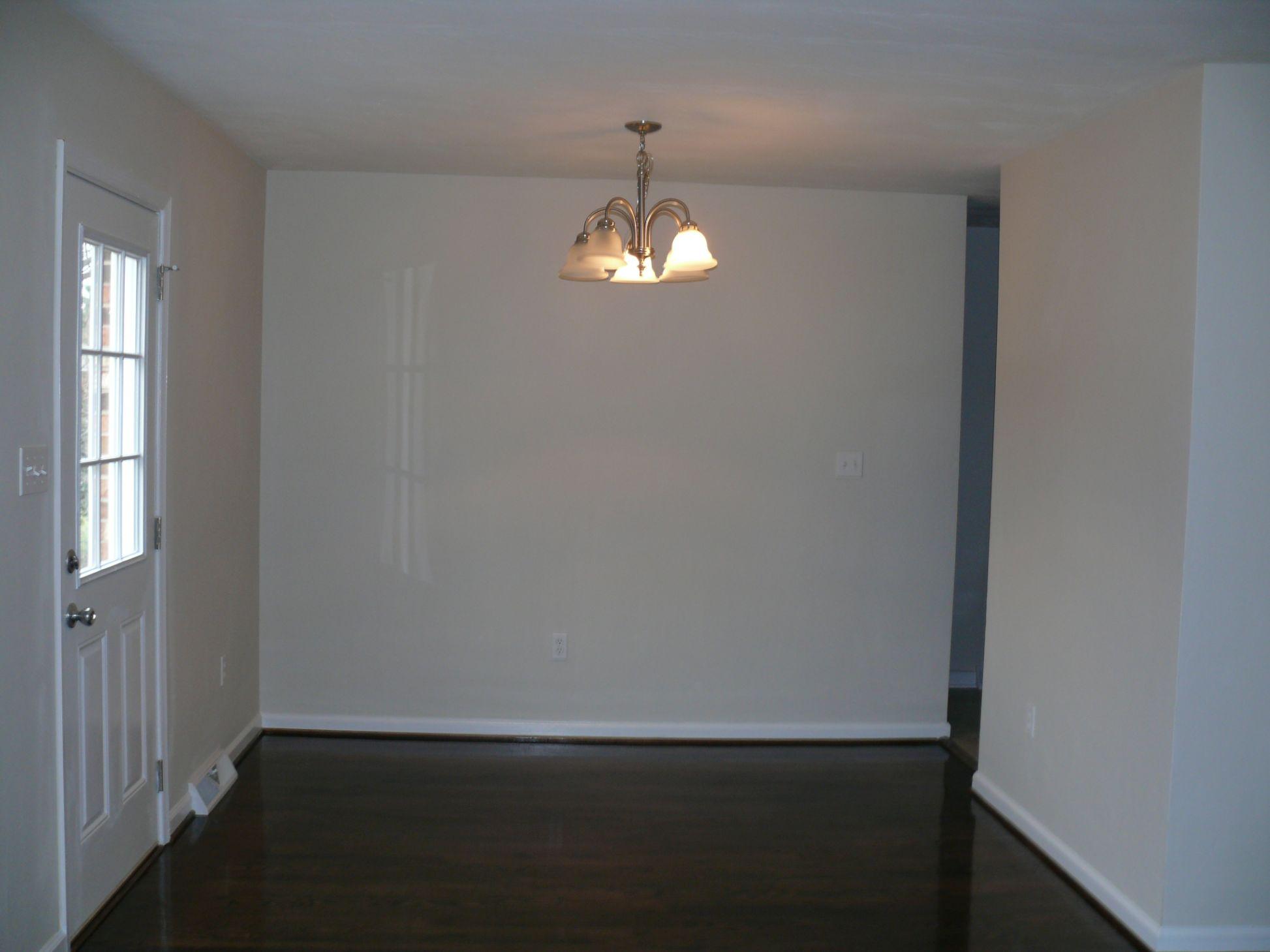 761 Kenyon Road Vinton, VA 24179 - Photo 5 of 23 2016-02-02 03.14.21
