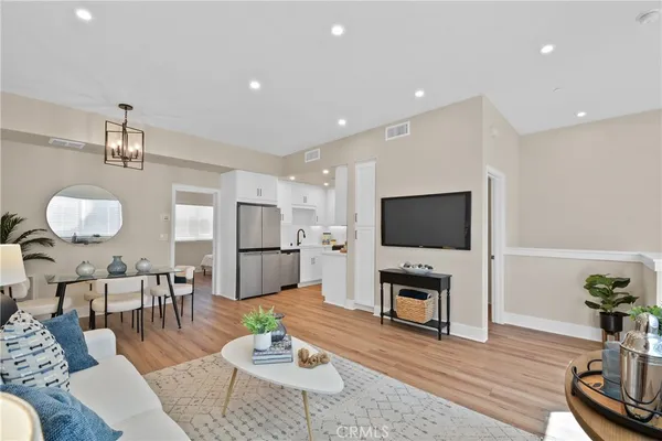 $739,900 | 18080 Prairie Avenue, Unit 101, Torrance, CA 90504