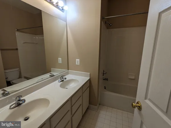 $3,600 | 43313 Stonegarden Terrace, Broadlands, VA 20148