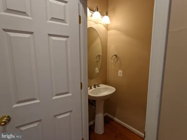 $3,600 | 43313 Stonegarden Terrace, Broadlands, VA 20148