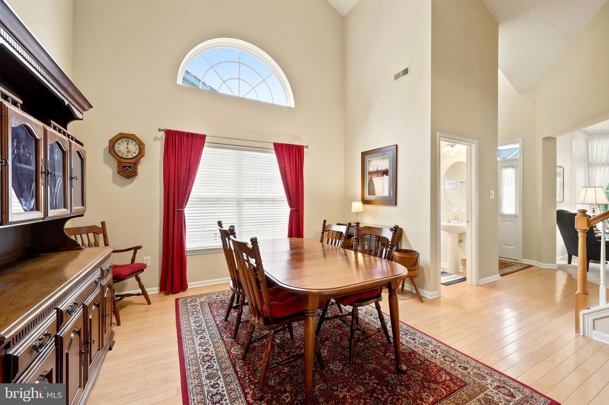17 Brentwood Road Boothwyn, PA 19061 - Photo 5 of 26 DDining Room