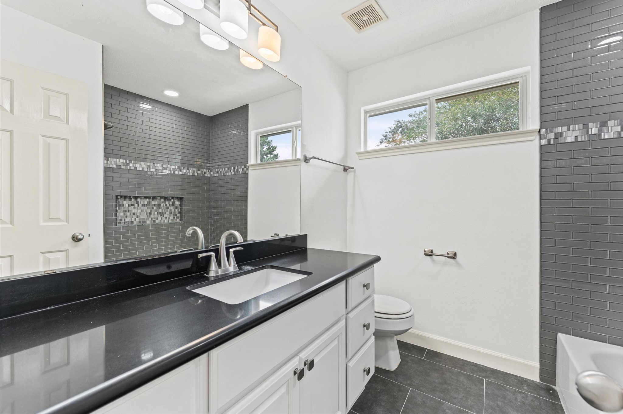 9202 State Walk Circle Houston, TX 77064 - Photo 18 of 25 secondary upgraded bathroom
