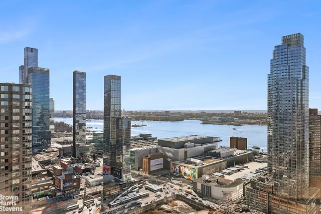 a picture of city view