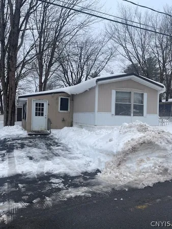 $34,900 | 2284 Co Rt 37, Central Square, NY 13036