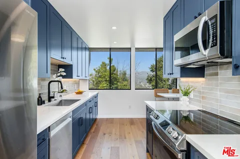 $749,000 | 4275 Vía Arbolada, Unit 203, Los Angeles, CA 90042
