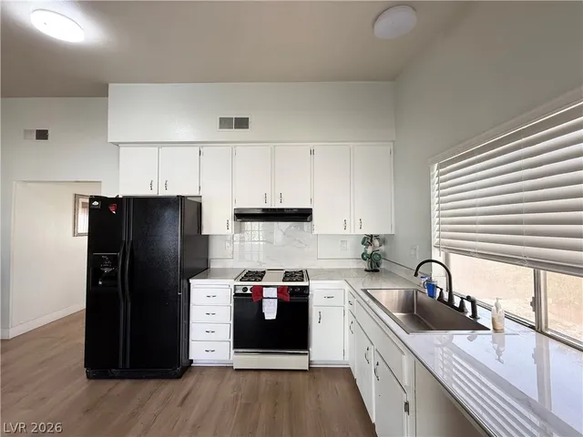 $2,600 | 2126 Rawhide Street, Las Vegas, NV 89119