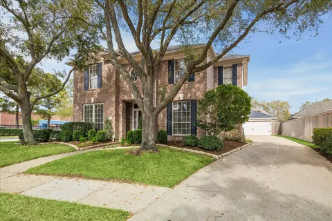 $585,000 | 5310 Summerland Ridge Court, Houston, TX 77041