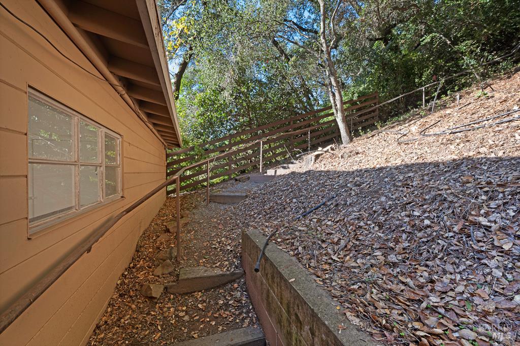 815 Dry Creek Road Healdsburg, CA 95448 - Photo 26 of 37