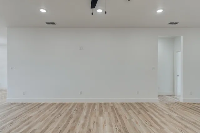 $239,000 | 407 Ave M, Abernathy, TX 79311